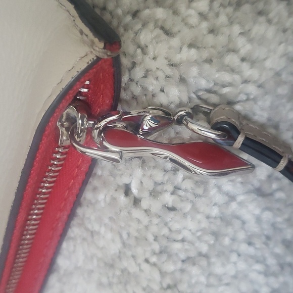 Authentic Christian Louboutin Tote with pouch and dust bag - Picture 8 of 14